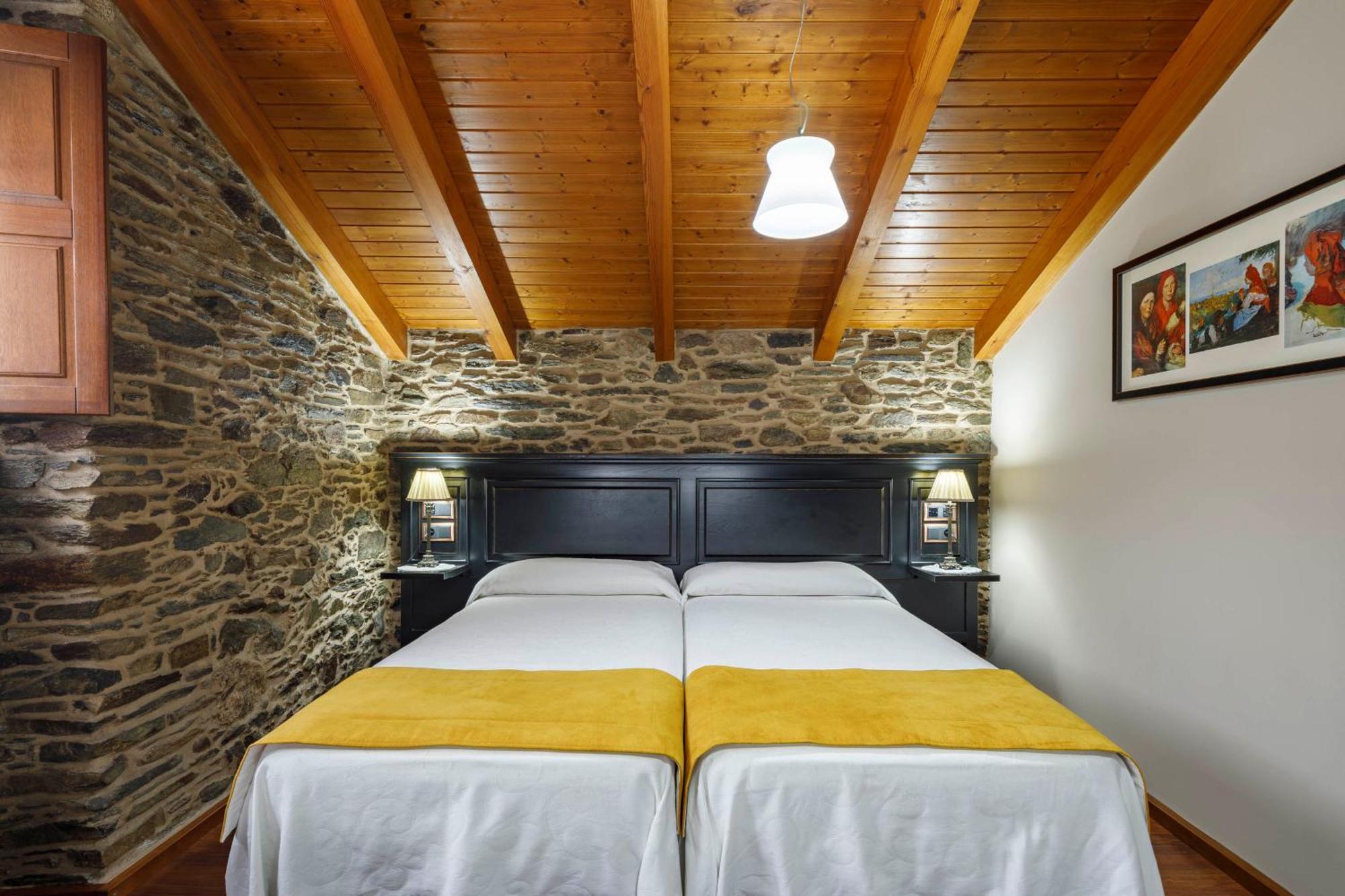 Casa Rural Dona Maria Ordes Exterior photo