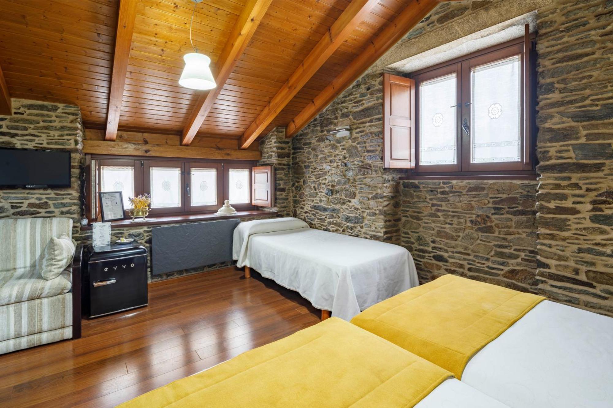 Casa Rural Dona Maria Ordes Exterior photo